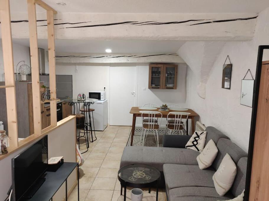 Issoire Studio Hyper Centre Extérieur photo